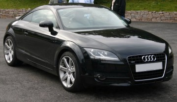 Audi TT Coupe 06'--